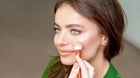 10 Rekomendasi Liquid Blush Terbaik yang Mudah Diaplikasikan
