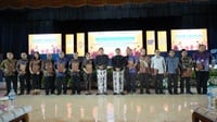 Kemensos Resmikan Graduasi 1.000 Penerima Bansos di UGM