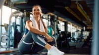 5 Rekomendasi Sepatu Aerobik Perempuan & Cara Memilih yang Tepat