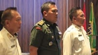 TNI Bantah Beri Arahan Turunkan Bendera One Piece di Pondok Labu