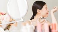 10 Rekomendasi Parfum Perempuan Tahan Lama dan Best Seller