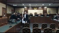 Terdakwa Korupsi LPEI Sebut Dakwaan JPU Kabur, Minta Dibebaskan