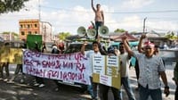 Protes Penutupan Dapur MBG, Kader HMI Geruduk Kantor DPRD Sulsel