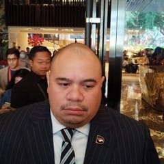 Pandu Sjahrir Respons soal Kepemilikan Saham di Supra Sekuritas