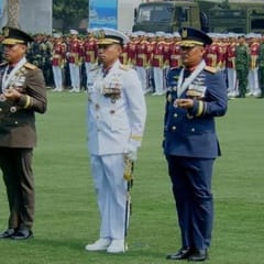 TNI Pamerkan Pakaian Dinas Upacara Baru Model Beskap Jawa