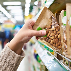 Impor Makanan Ringan Indonesia Capai Rp967 Miliar di 2025