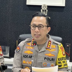 Aksi Aktivis Geruduk Rapat RUU TNI Berujung Laporan Polisi