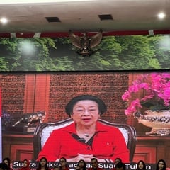 Megawati Minta Rakyat Lawan Aparat Tak Netral di Pilkada