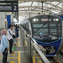 Pemprov DKI Perpanjang Tarif Transum Rp80 Hingga 18 Agustus 2025