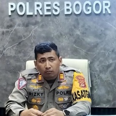 Viral Anggota Patwal Memepet Pemotor di Puncak, Kini Dicopot!