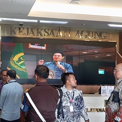 Eks Dirut Pertamina Patra Niaga Penuhi Panggilan Kejaksaan