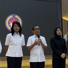 Pemerintah Bentuk Tim Khusus Penanganan Banjir Dipimpin Wamen PU