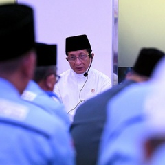 Menag Apresiasi Petugas Haji: Jangan Dianggap Hanya Nebeng