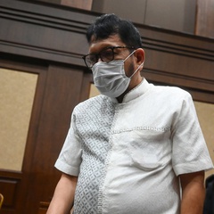 Uang Rp915 M & 51 Kg Emas Milik Zarof Ricar Dirampas Negara