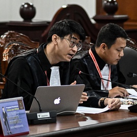 Ajukan Uji Formil di MK, Denny Indrayana Tak Ingin Jegal Gibran