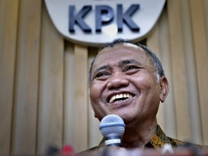 Bupati di Jawa Timur Dibekuk KPK dalam Operasi Tangkap Tangan