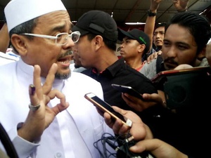 Neta S.Â Pane: Tangkap Rizieq Shihab atau SP3-kan Kasus