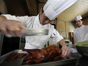 Bebek Peking, Pu   ncak Kelezatan Kuliner Cina 