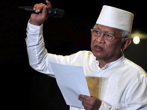 Gus Mus, Peraih Anugerah HAM yang Mengaku Tak Paham Hak Asasi