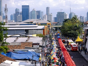 Tenda PKL di Kawasan Tanah Abang