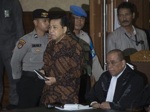 Setya Novanto Bantah Kerugian Negara Korupsi E-KTP Versi Jaksa KPK