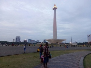 Ingin Dijadikan Taman Kota, Pagar Pembatas Rumput di Monas Dicabut