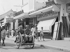 Riwayat Becak: Dari Zaman Meiji sampai Bang Ali