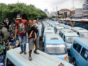 Usai Demo, Sopir Angkot M-44 dan Dishub Capai Hasil Kesepakatan 