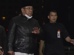 Asrun, Adriatma dan 2 Tersangka Lain Hasil OTT Kendari Ditahan KPK