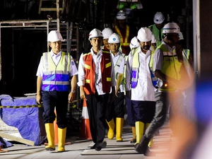 Presiden Jokowi Meninjau Proyek MRT