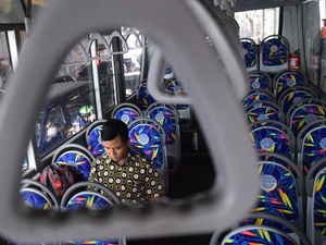 Bus Transcommuter Resmi Beroperasi