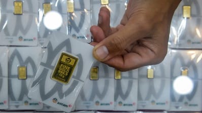 Usai Anjlok, Harga Emas Hari Ini Bangkit ke Rp2.946.000 Per Gram