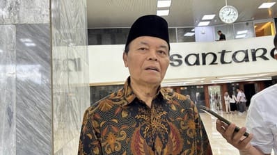 DPR Ingatkan Perbaikan MBG Tak Cukup Lewat Kostum Power Rangers DPR Ingatkan Perbaikan MBG Tak Cukup Lewat Kostum Power Rangers