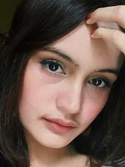 Safitri Triesjaya Crespin