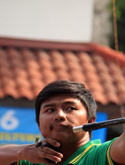 Riau Ega Agatha