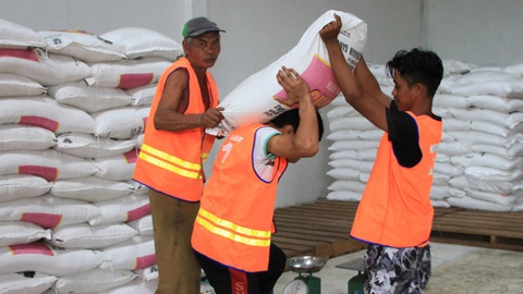 Mantan Kakanwil Bea Cukai Riau Jadi Tersangka Kasus Impor Gula