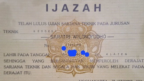 Guru Besar Unnes Unggah Ijazah S1 UGM, Beda dengan Milik Jokowi