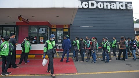 Mengapa Aturan Komisi Antar Makanan Ancam Keberlanjutan Ojol?