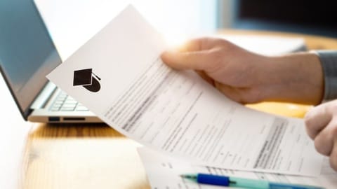 Mengapa Puluhan Ribu Calon Mahasiswa PTN Memilih Mundur?