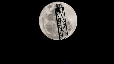 Kutub Selatan Bulan, Obsesi Terbaru Perlombaan Antariksa