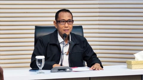 Modus Sekda Kuansing: Cicil Land Cruiser Rp2 M demi Suap Bupati