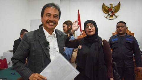 Mempersoalkan Ganti Rugi Roy Suryo usai Penahanan Tidak Sah