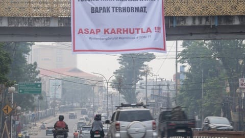 Asa Warga Sumsel Bertahan di Pusaran El Nino, Karhutla, dan Asap