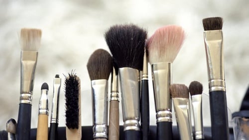 11 Macam Kuas Make Up dan Kegunaannya Masing-masing