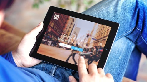 Strategi Memaksimalkan LinkedIn untuk Kemajuan Karier