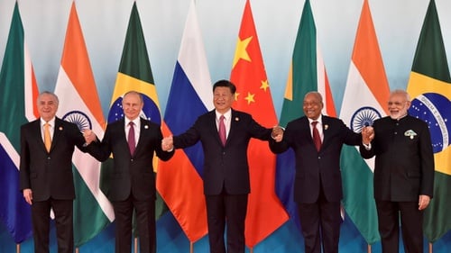 Menakar Untung Rugi Bila Indonesia Gabung Jadi Anggota BRICS