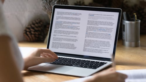 10 Daftar AI untuk Membuat Daftar Pustaka dengan Mudah & Efisien