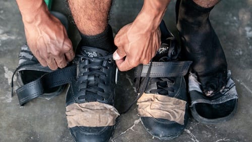 Berharap Lahirnya Lifter Muda Meski Bermodal Seadanya