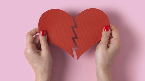 Fakta-Fakta Broken Heart Syndrome, Gejala dan Penyebabnya
