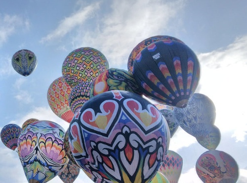 Melihat Perayaan Tradisi Ngumbulna Balon Udara di Wonosobo